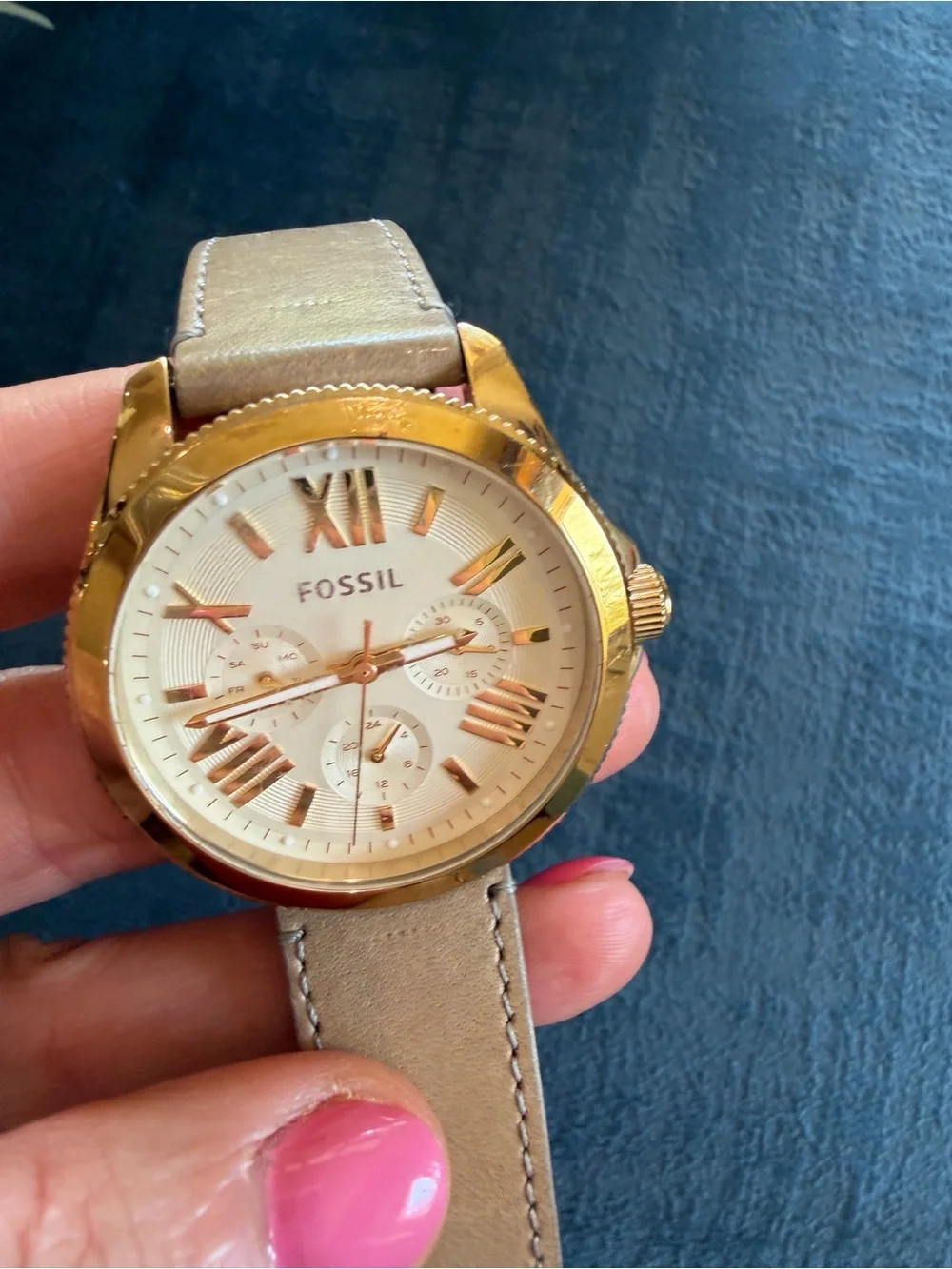 Fossil Women’s Taupe Genuine Leather Strap Watch with Gold Case